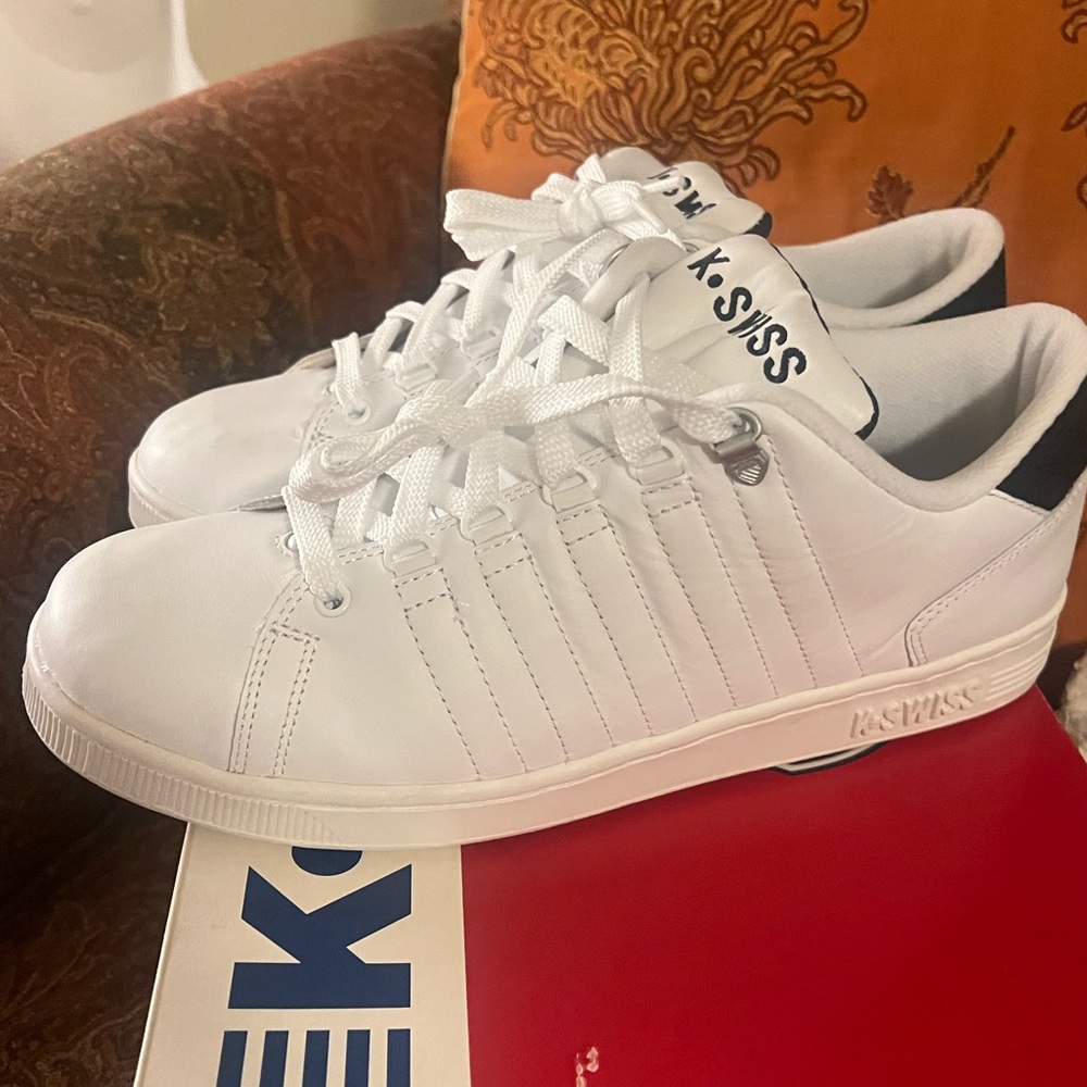K-Swiss